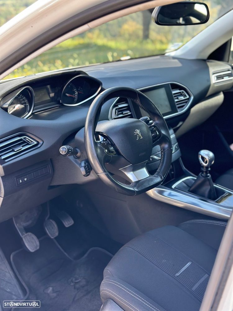 Peugeot 308 e-HDi FAP 115 Stop&Start Allure - 6