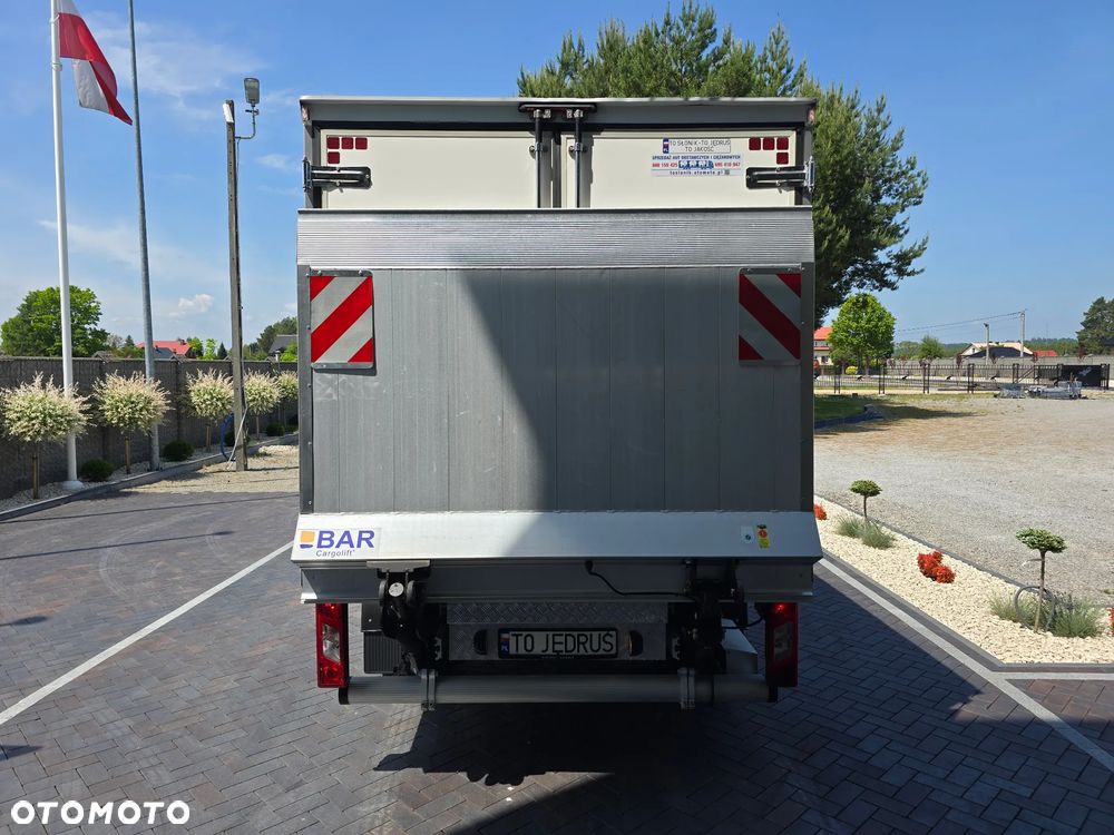 Ford TRANSIT 350-170 IZOTERMA WINDA 750Kg 48 Tyś Km SERWIS ASO FORD DO OSTATNIEGO Km SALON PL STAN JAK NOWY TEMPOMAT KLIMA ELKTRYKA ASYSTEN KIEROWCY WZMOCNIONE TYLNE ZAWIESZENIE RESOR + PODUSZKI PNEŁMATYCZNE - 15