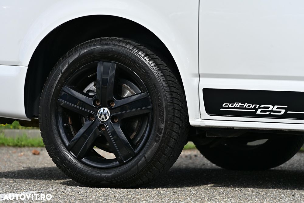 Volkswagen Multivan - 25