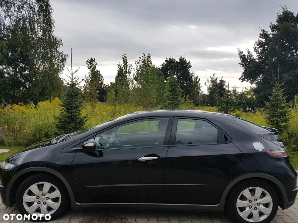 Honda Civic 1.8 Comfort - 31