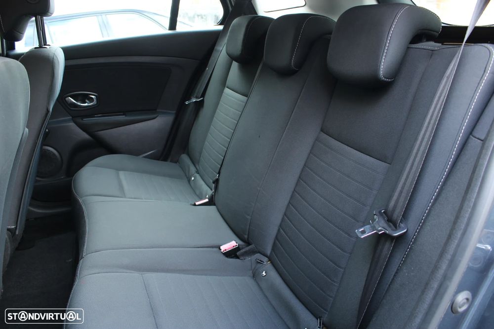 Renault Mégane Sport Tourer 1.5 dCi Limited SS - 31