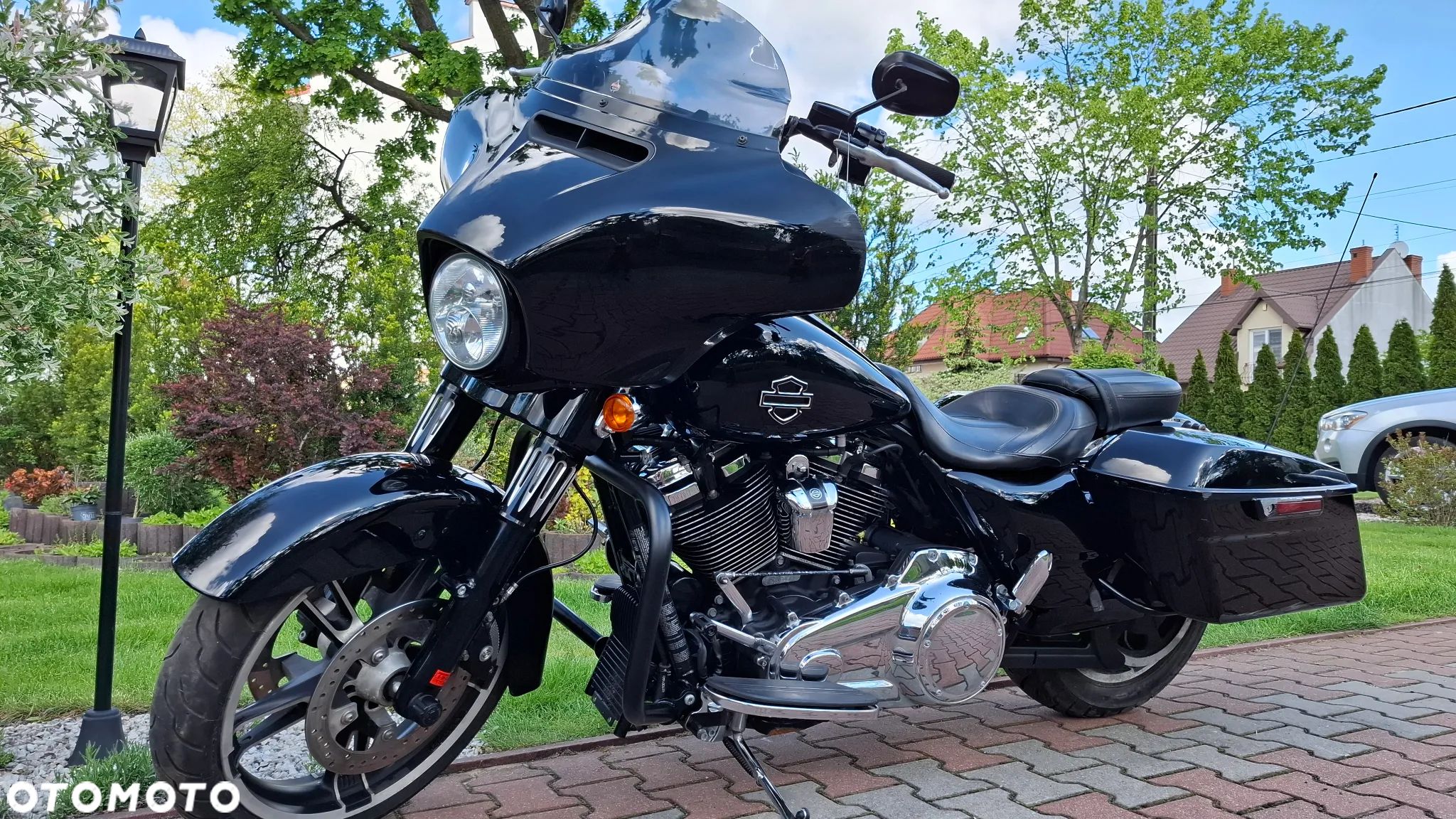 Harley-Davidson Touring Street Glide - 1