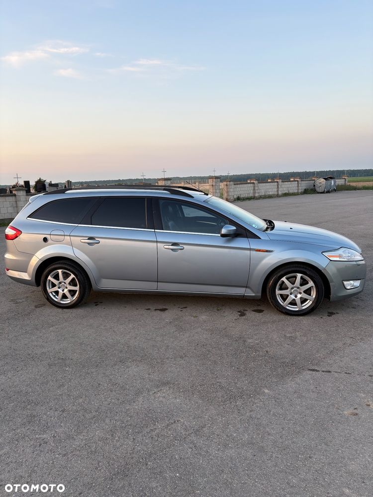Ford Mondeo 2.5 Black Magic - 2