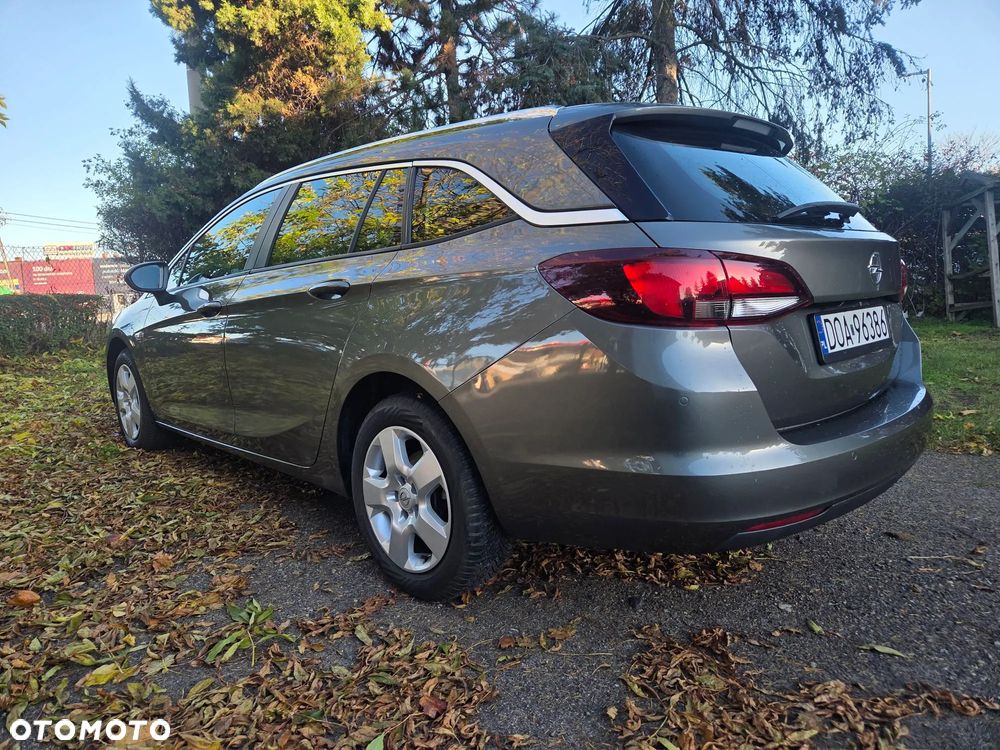 Opel Astra 2017 photo 3