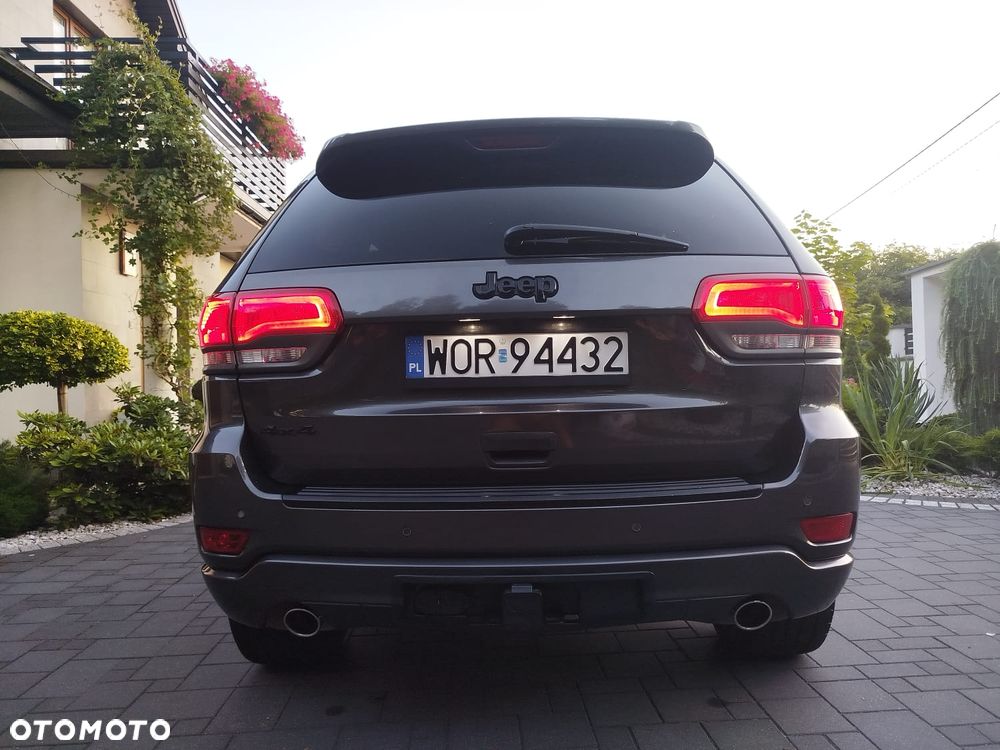 Jeep Grand Cherokee - 4