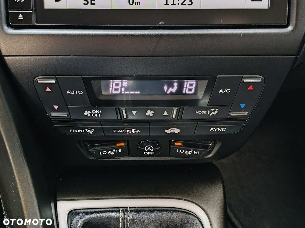 Honda Civic 1.8 Elegance (ADAS / Connect+) - 27