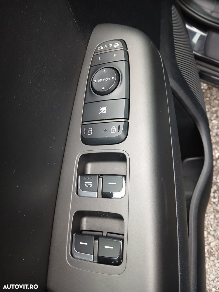 Kia Sportage 1.6 DSL MHEV 7DCT HP 4x4 Style - 13