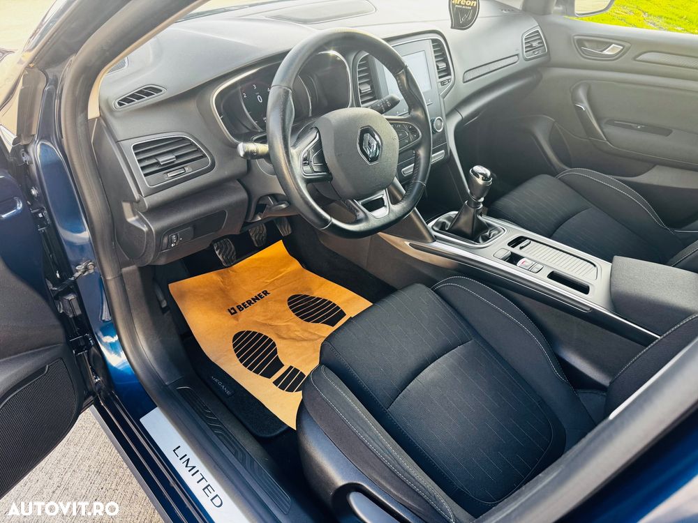 Renault Megane - 10