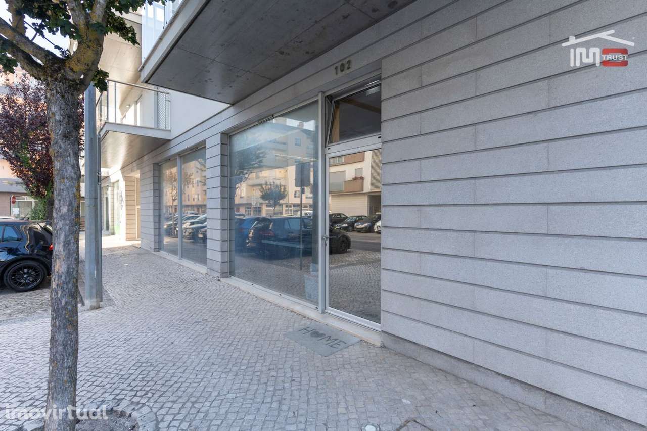 Loja em Alto das Nogueiras, Fátima - Grande imagem: 5/21