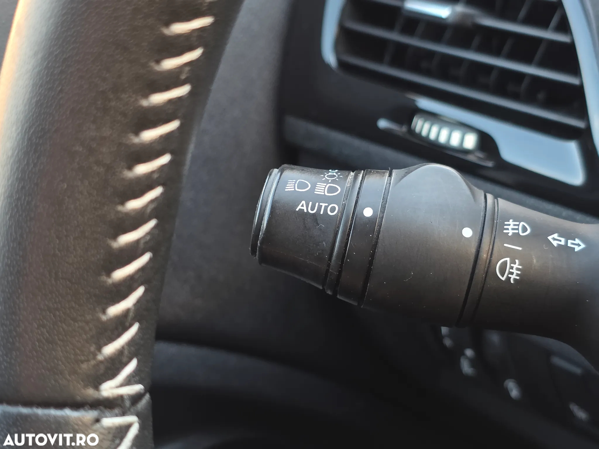 Renault Megane ENERGY dCi 110 Start & Stop Bose Edition - 31