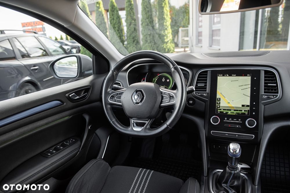 Renault Megane ENERGY dCi 130 GT LINE - 28