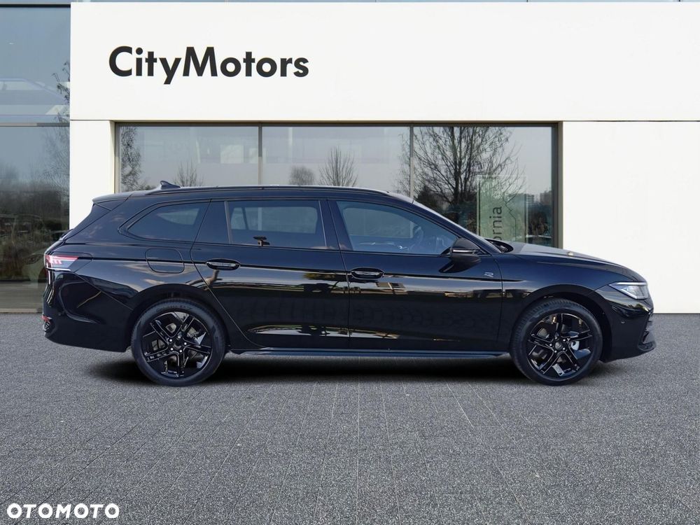 Volkswagen Passat - 8
