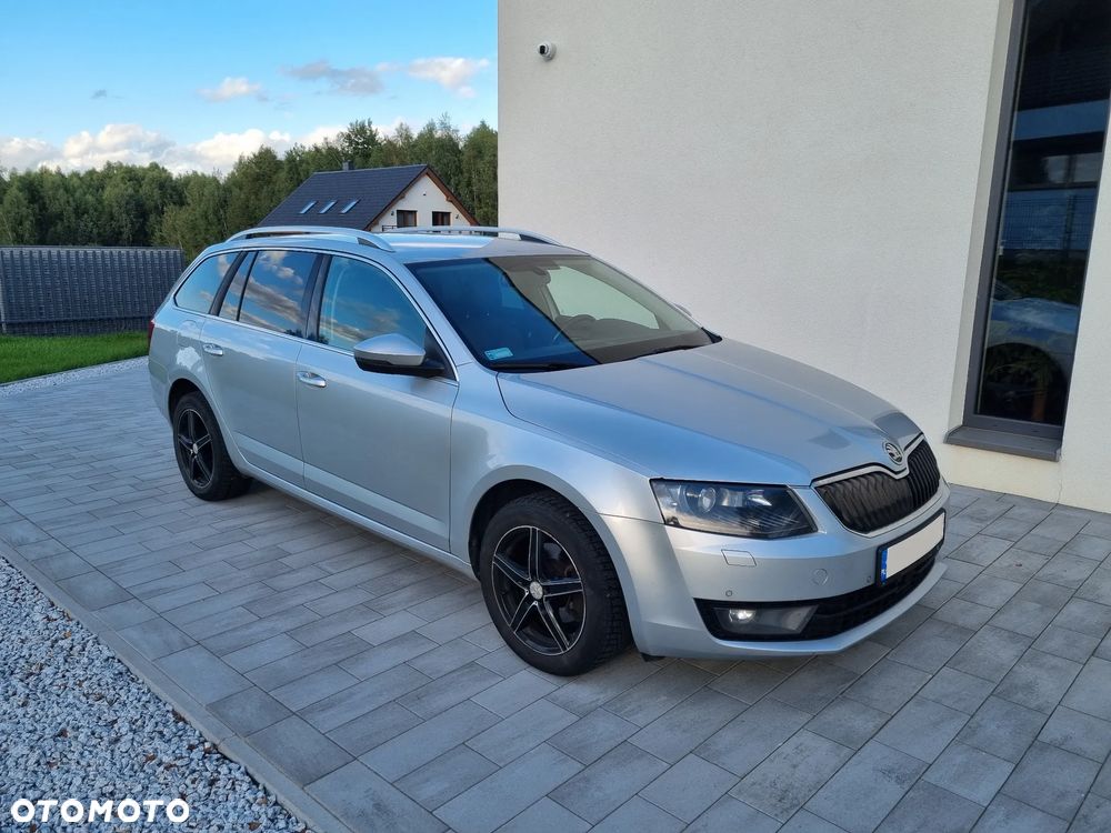 Skoda Octavia 2.0 TDI Elegance DSG - 9