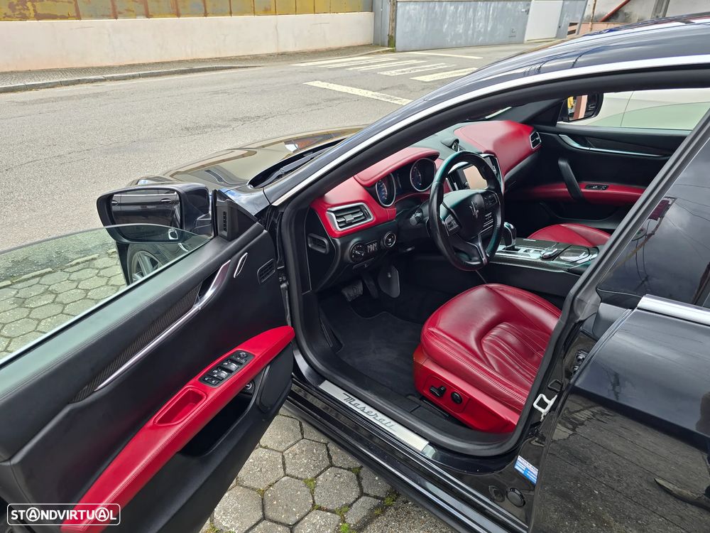 Maserati Ghibli 3.0 V6 - 9