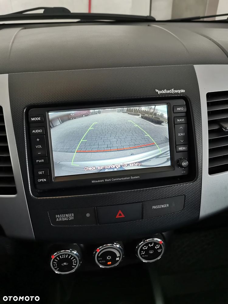 Mitsubishi Outlander 2.2 DI-D 4WD TC-SST Motion - 15