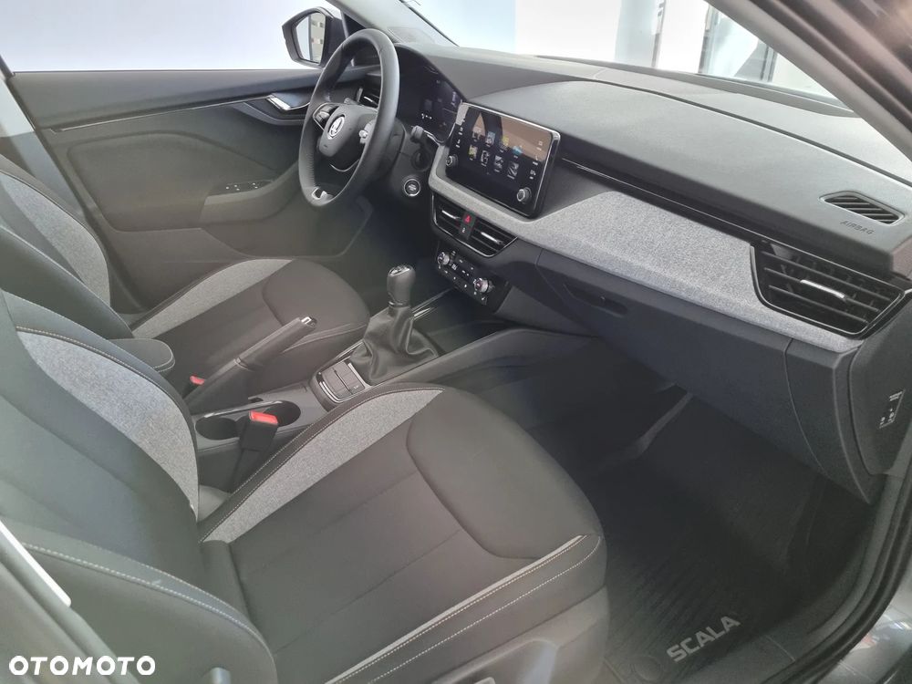 Skoda Scala 1.5 TSI Drive DSG - 17