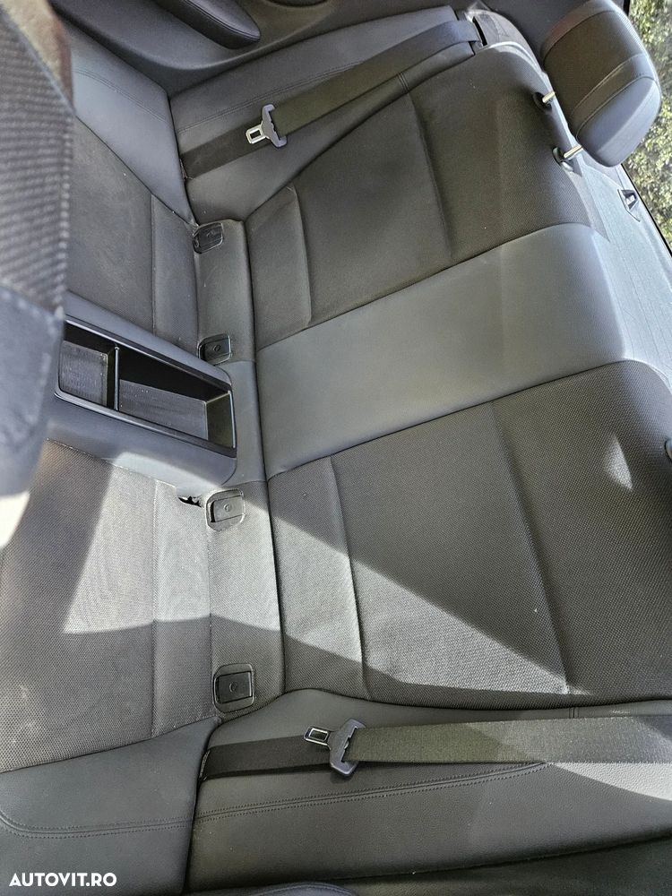 BMW Seria 1 118d - 8