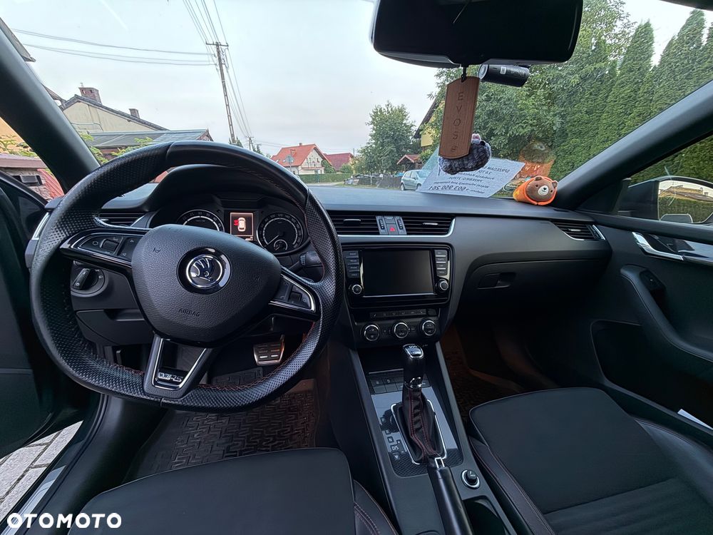 Skoda Octavia 2.0 TDI RS DSG - 18
