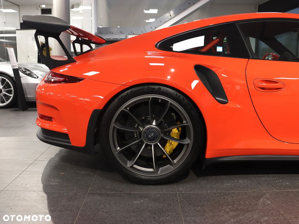 Porsche 911 GT3 RS - 13