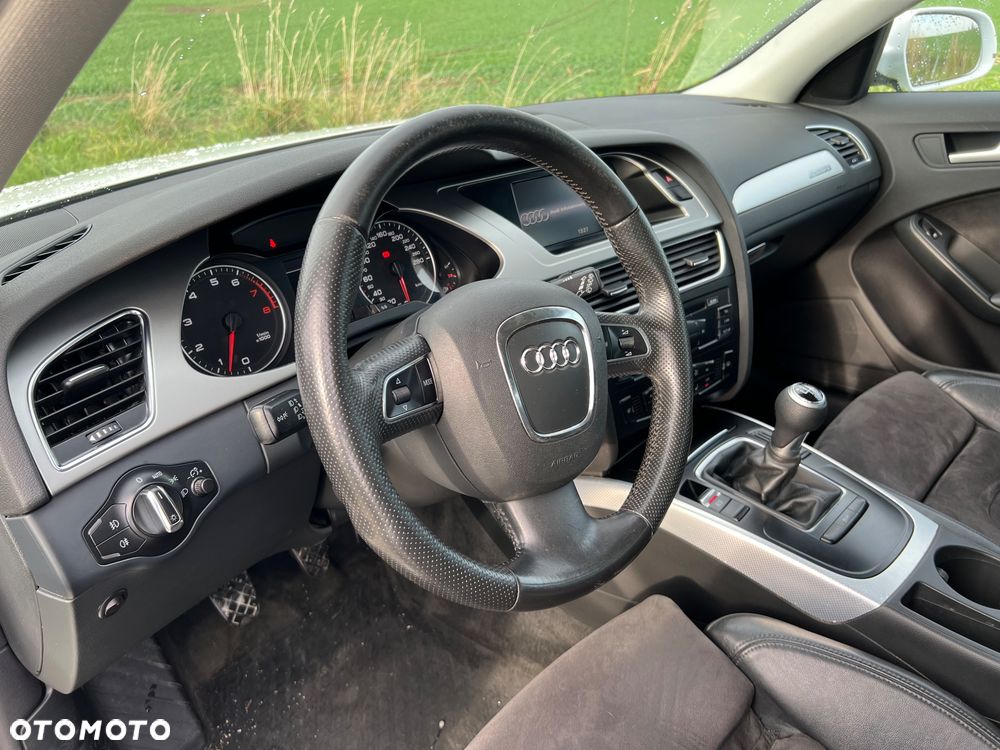 Audi A4 Avant 2.0 TFSI Ambition - 22