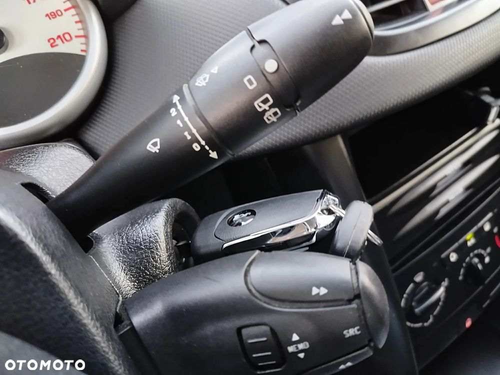 Peugeot 207 1.6 HDi 16V Sporty - 10