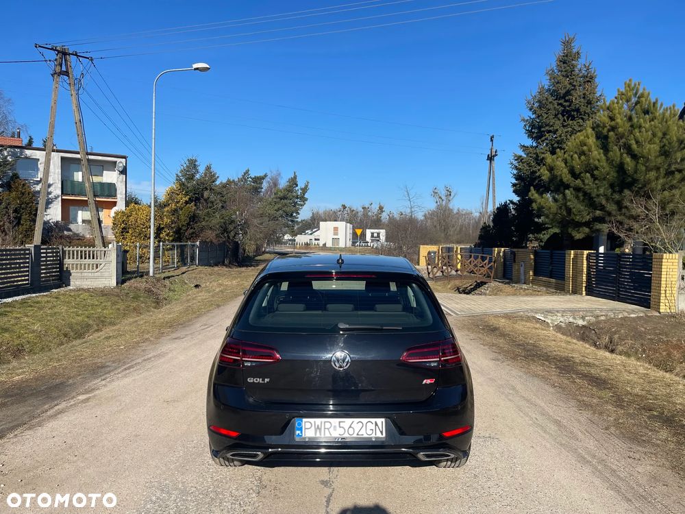 Volkswagen Golf 2.0 TDI R-Line DSG - 7