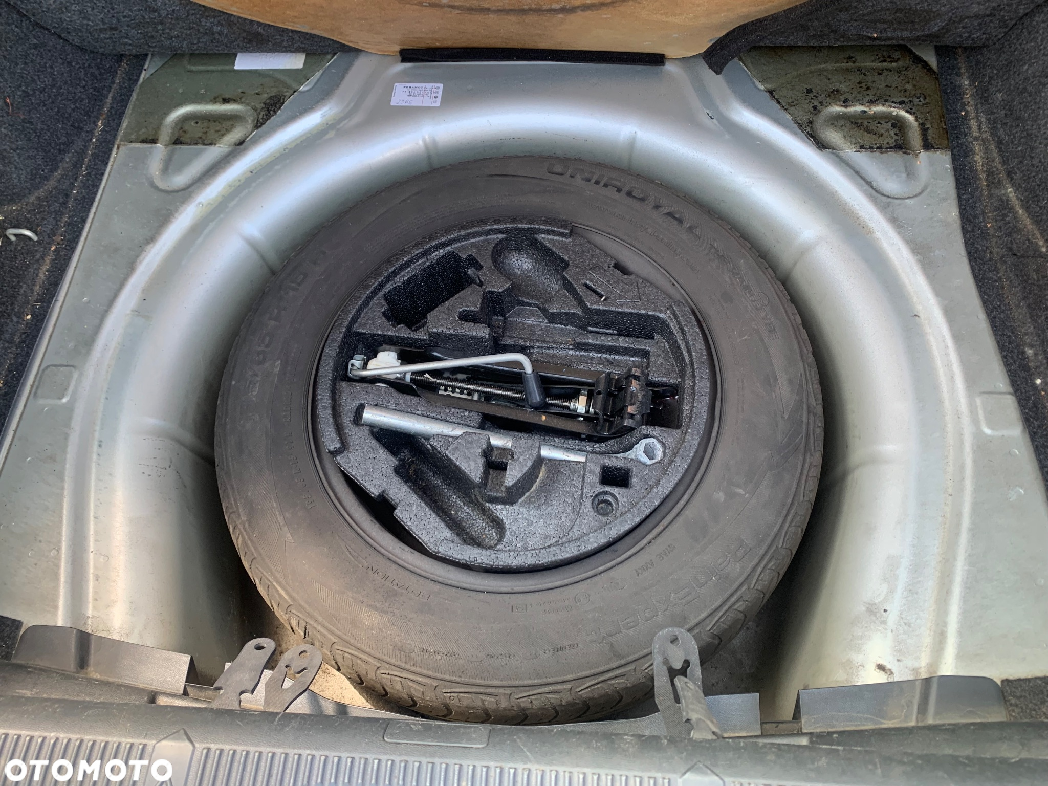 Skoda octavia 2 lift cala na części LA7W srebrna - 10