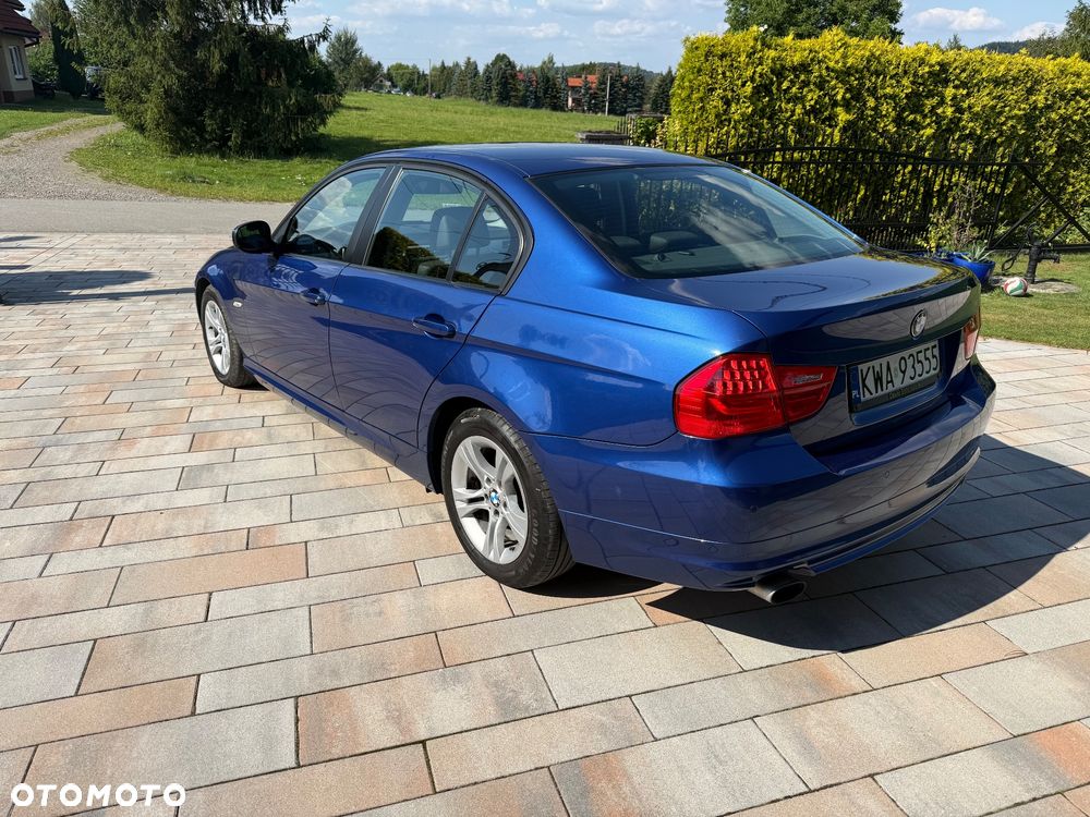 BMW Seria 3 320i - 15