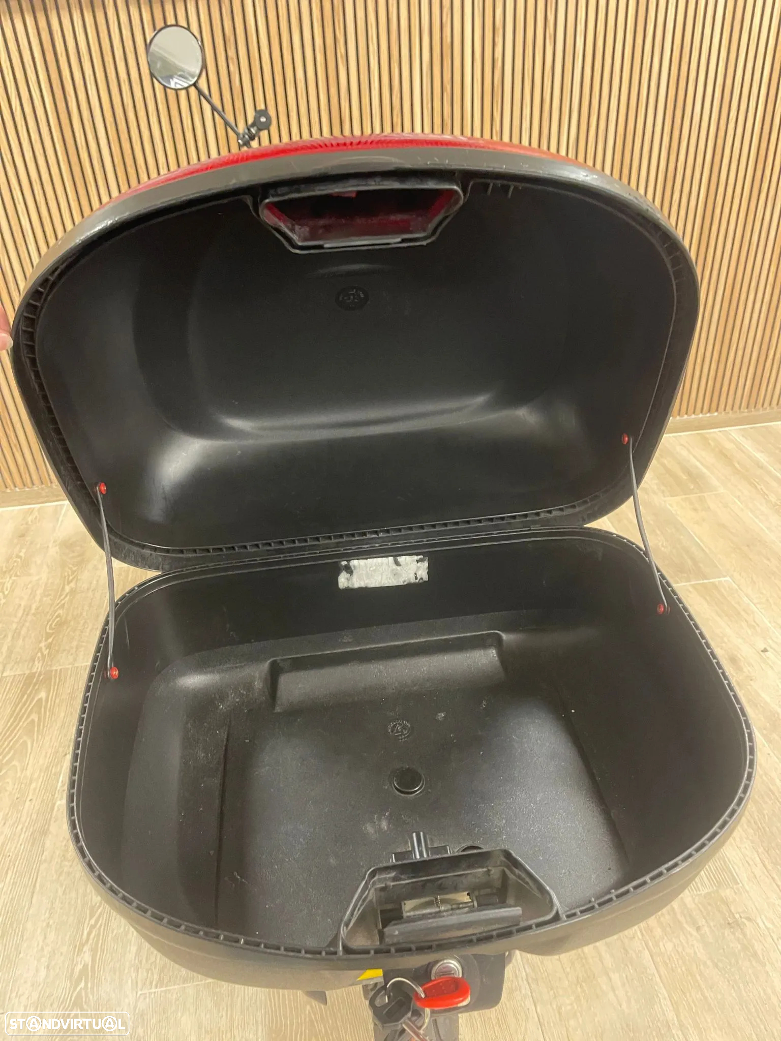 Horwin EK1 100% elettrica - 16
