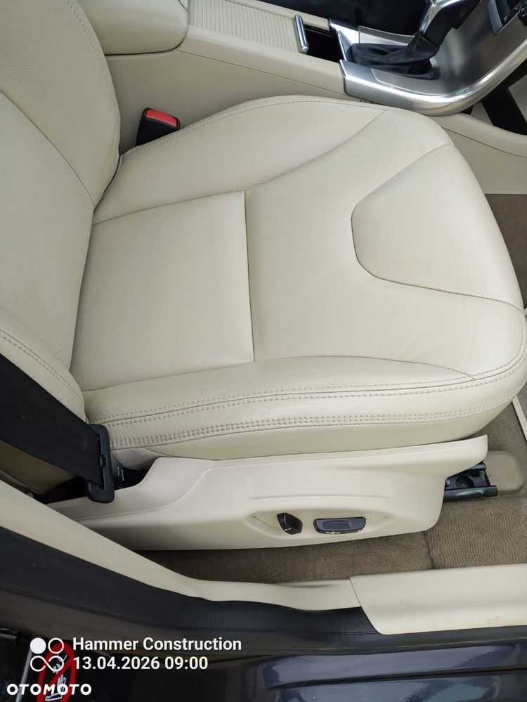 Volvo XC 60 2.4D AWD Summum - 12