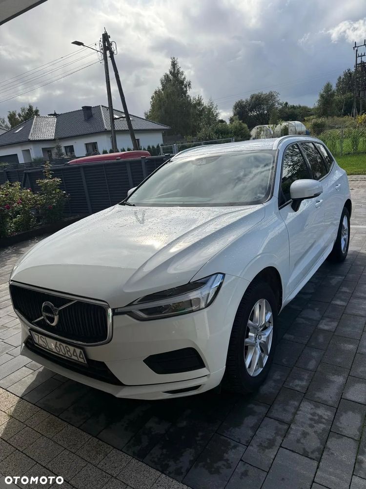 Volvo XC 60 T4 Momentum - 1