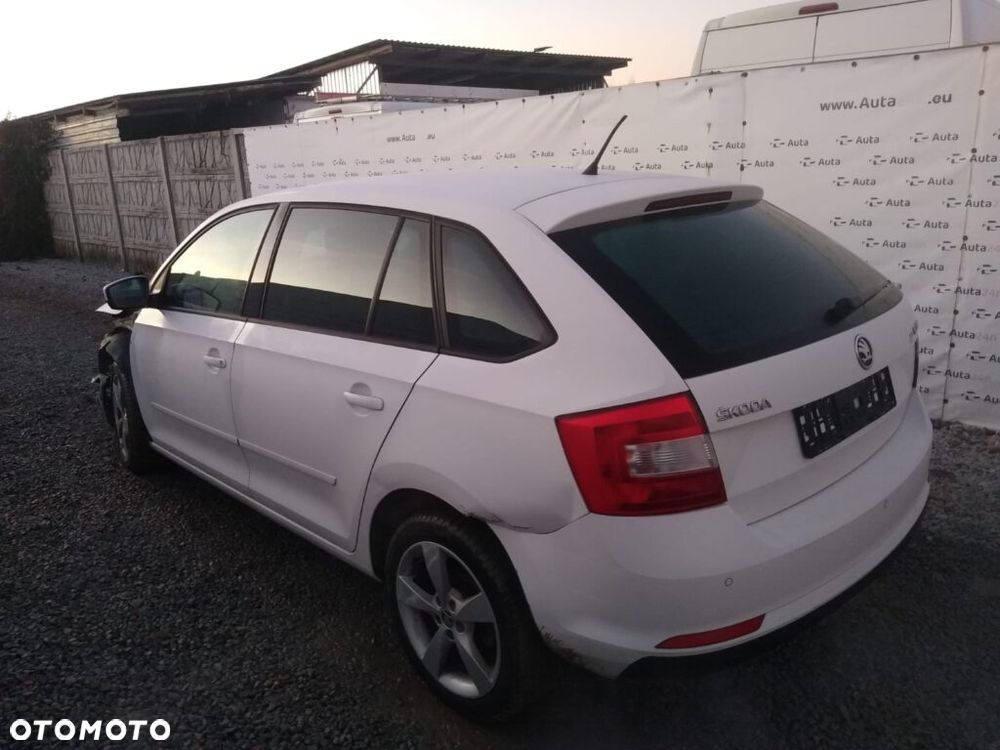 Skoda RAPID 1.6 TDI Drive - 4
