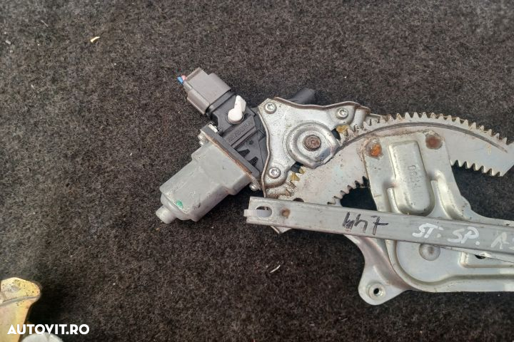 Macara geam spate stanga electrica 5713A258 5713A258 Mitsubishi ASX 1 - 2