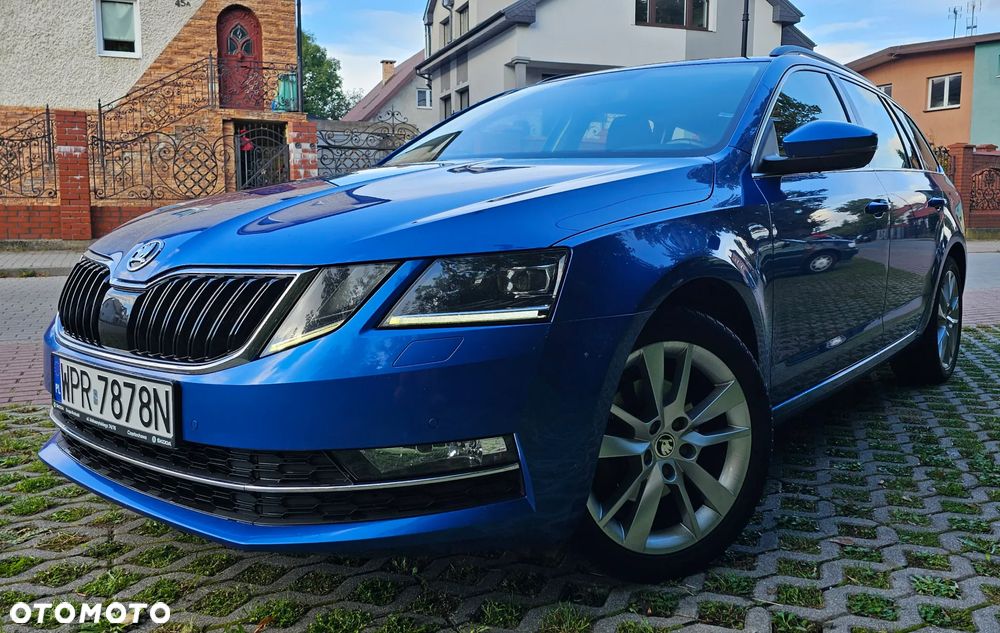 Skoda Octavia 2.0 TDI Style DSG - 1