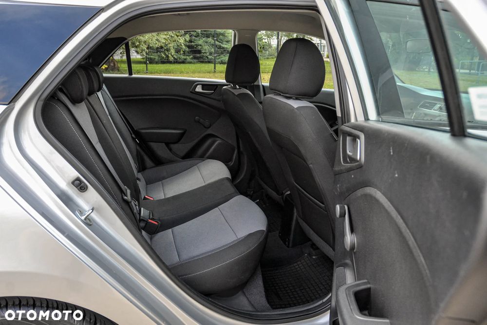Hyundai i20 - 12