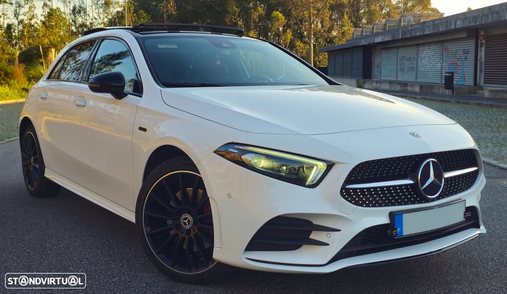 Mercedes-Benz A 250 e 8G-DCT AMG Line - 39