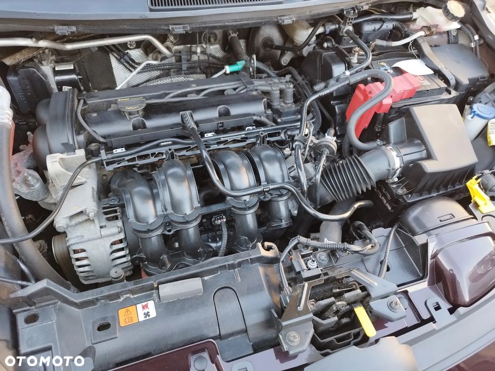 Ford Fiesta 1.4 Autom Trend - 24