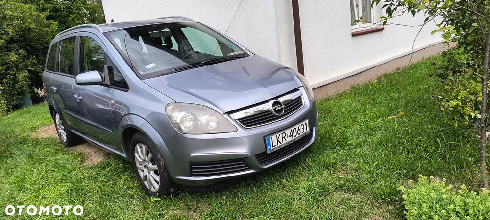 Opel Zafira 1.8 Cosmo - 27