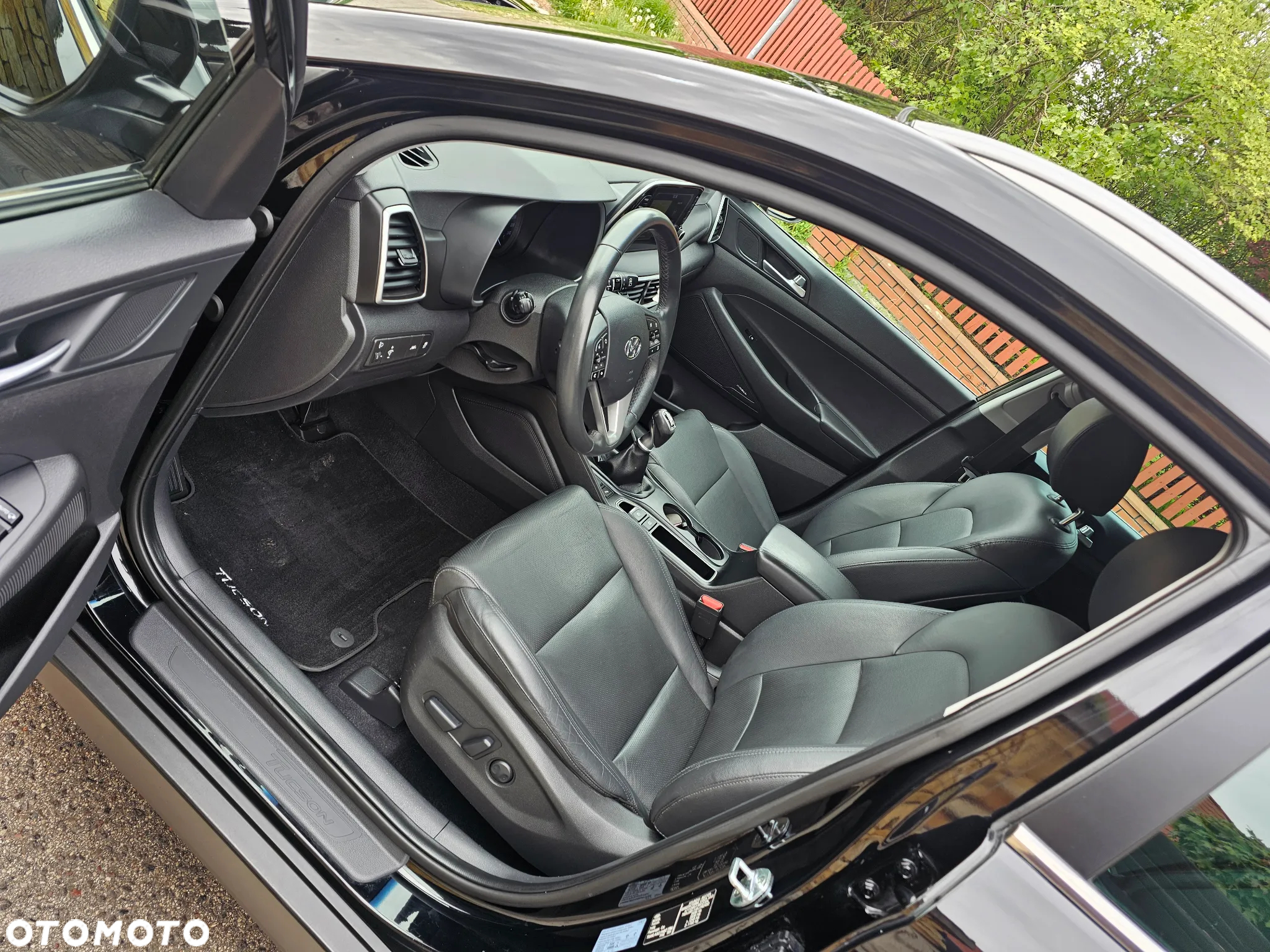 Hyundai Tucson 1.6 GDI BlueDrive GO 2WD - 30