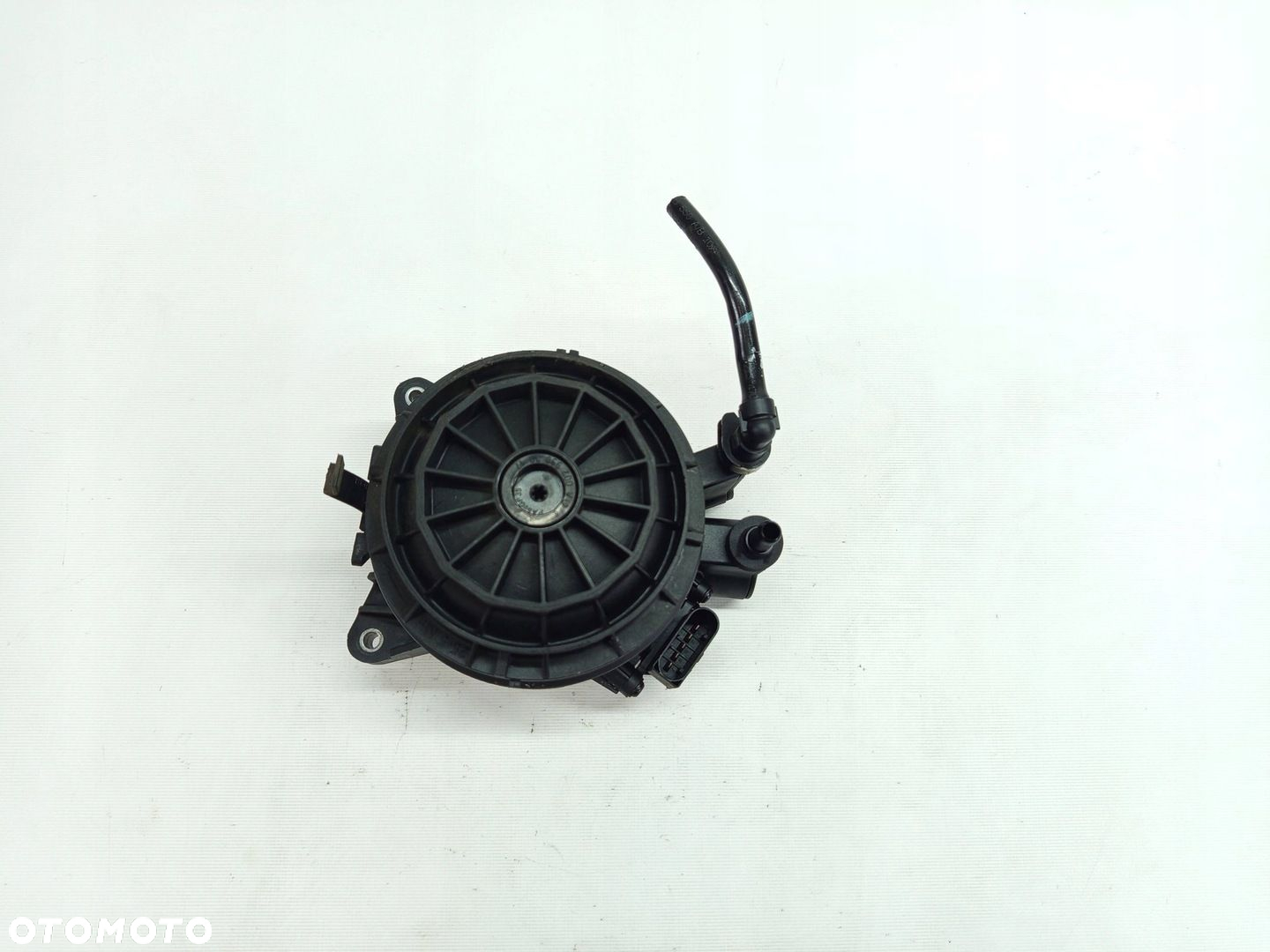 OBUDOWA FILTRA PALIWA MERCEDES E W213 2.0 CDI A6540900252 - 6