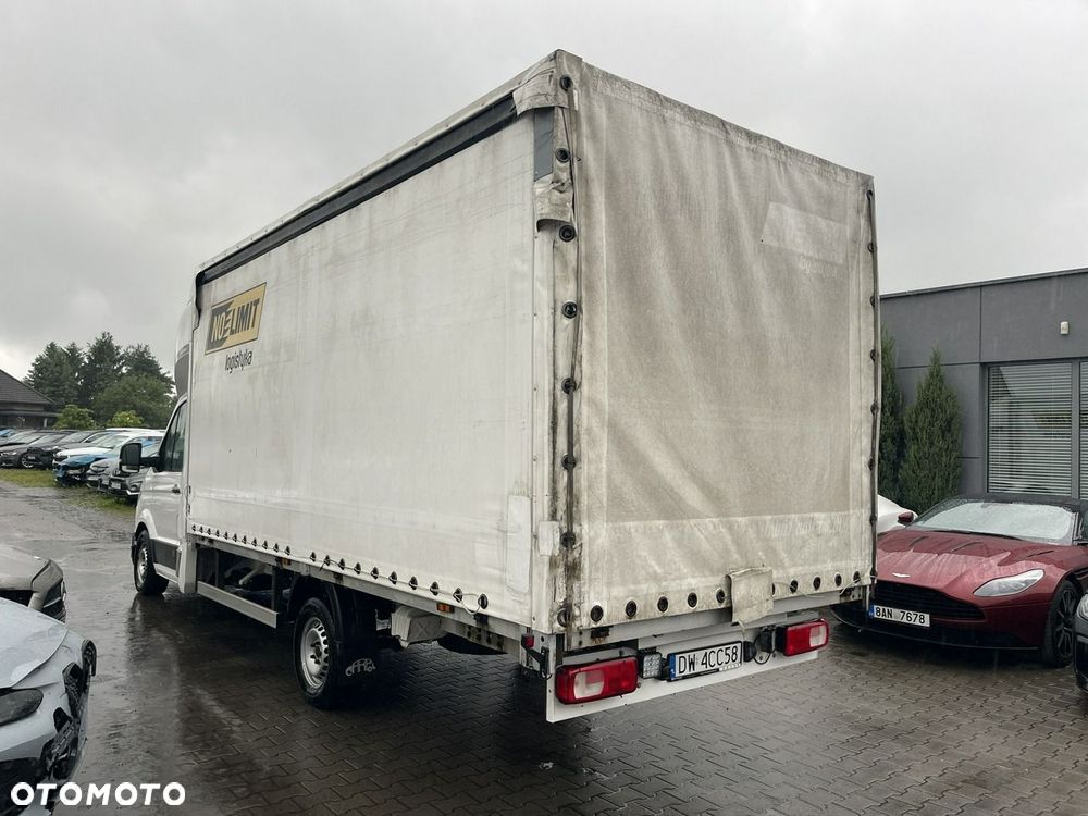 Volkswagen Crafter - 2
