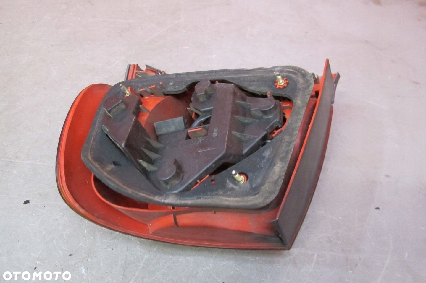 AUDI A4 B5 8D2 94-98 SEDAN LAMPA LEWA TYŁ TLYNA LISTWA - 5