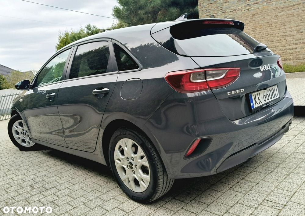 Kia Ceed - 5