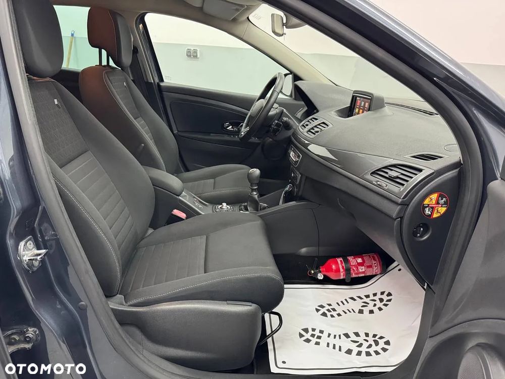 Renault Megane 1.5 dCi Energy Limited EU6 - 30
