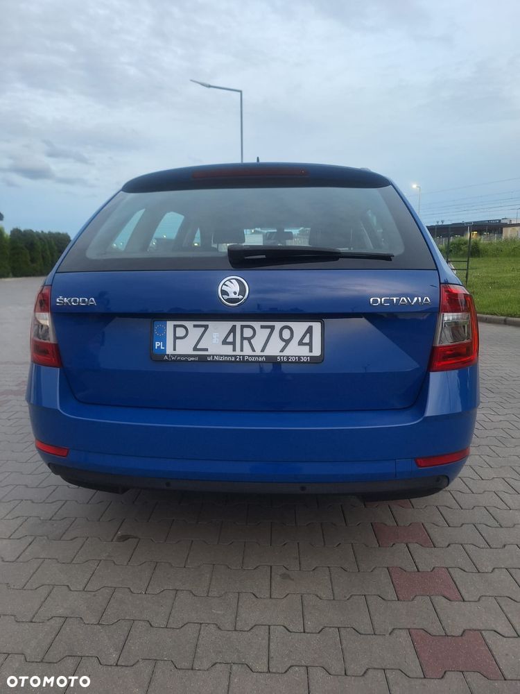 Skoda Octavia 1.6 TDI SCR Ambition - 3