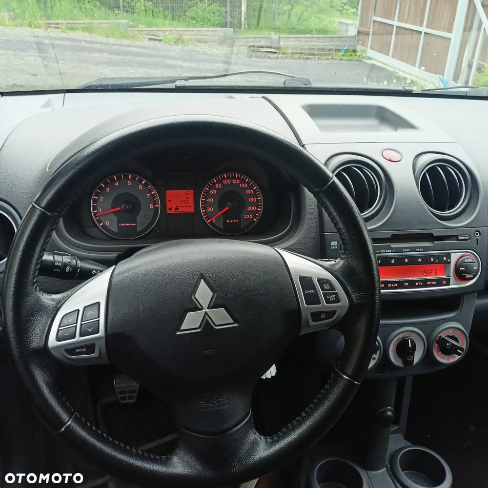 Mitsubishi Colt 1.3 Intense - 9