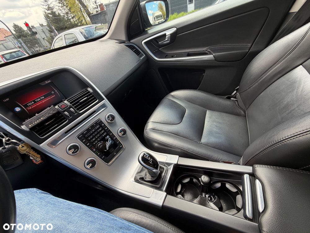 Volvo XC 60 D3 Drive-E Summum - 7