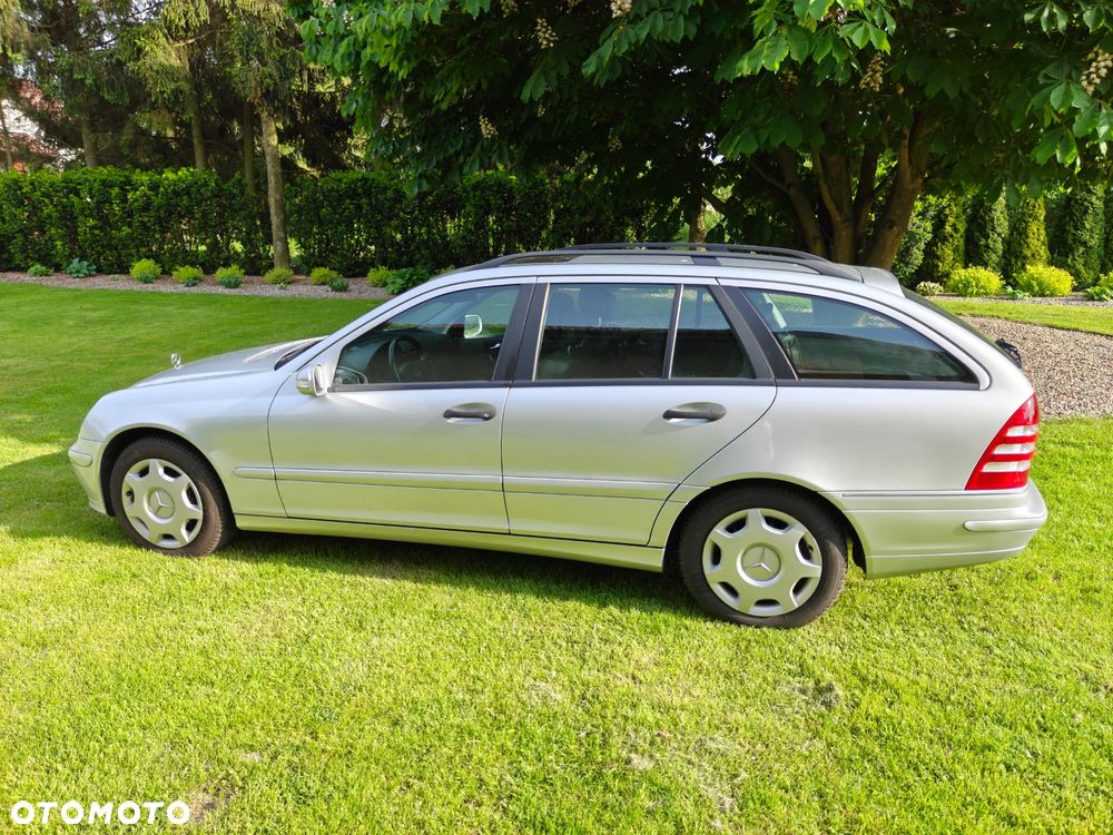 Mercedes-Benz Klasa C 220 T CDI Avantgarde - 11