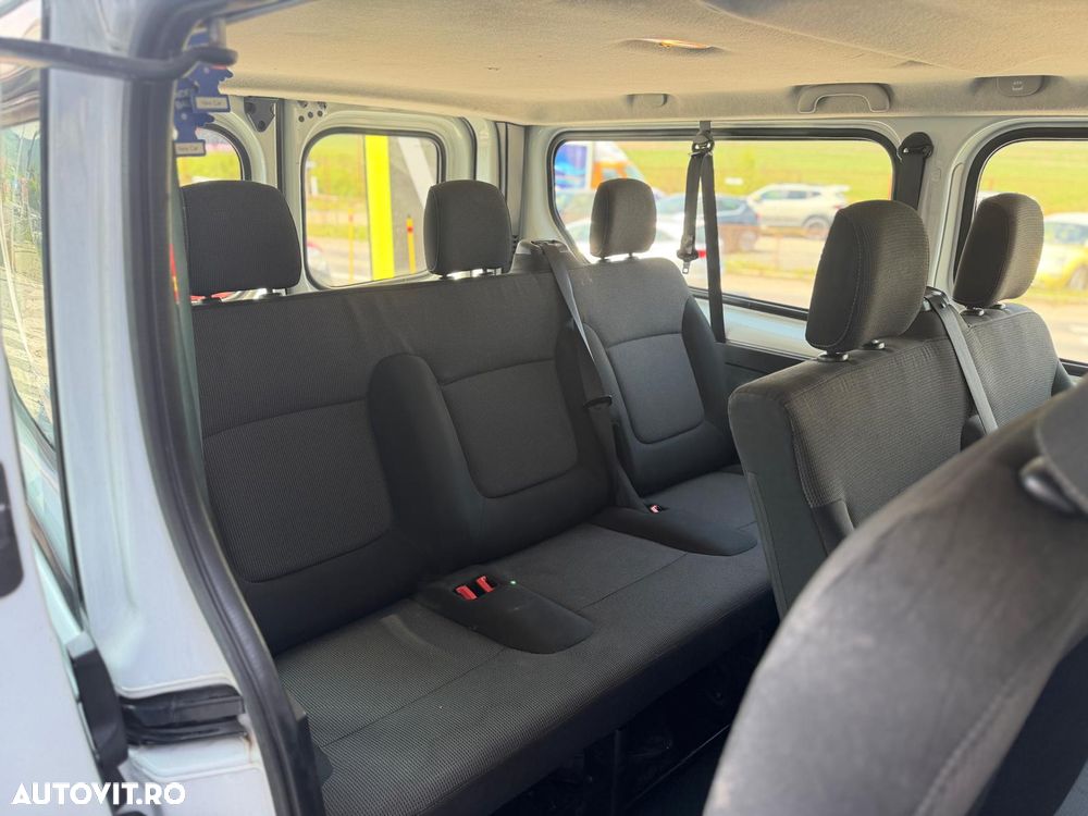 Renault Trafic 2.0 Blue dCi 110 S&S L2 8+1 Life - 12