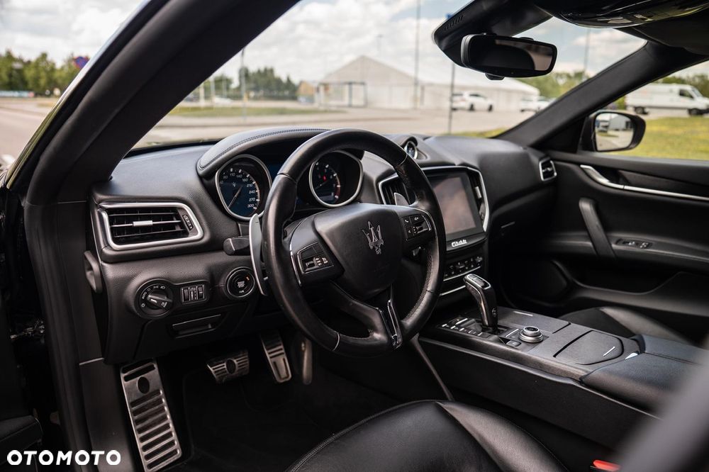 Maserati Ghibli S Q4 - 10
